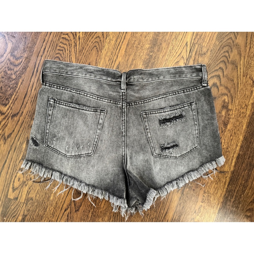 We The Free Loving Good Vibrations Cut Off Distressed Denim Shorts Black Size 31 - Picture 5 of 7